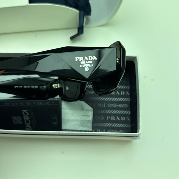 Prada sunglasses new !! Never worn - Picture 3 of 9